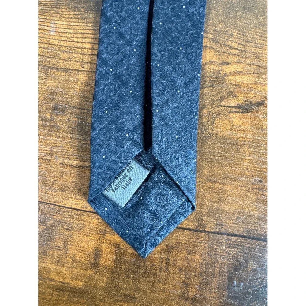 John Varvatos Mens Navy Blue Silk Geometric Medallion Tie Made in Italy Hand